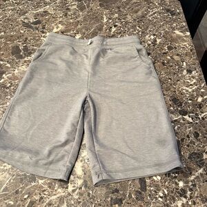 32 Degrees Kids Gray Shorts